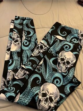 Constantly Varied Gear Skull & Teal Octopus Leggings